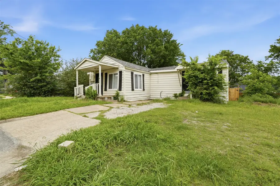 1214 Jones Street, Greenville, TX 75401 - #2