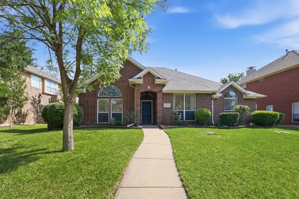 2112 Greenview Drive, Carrollton, TX 75010