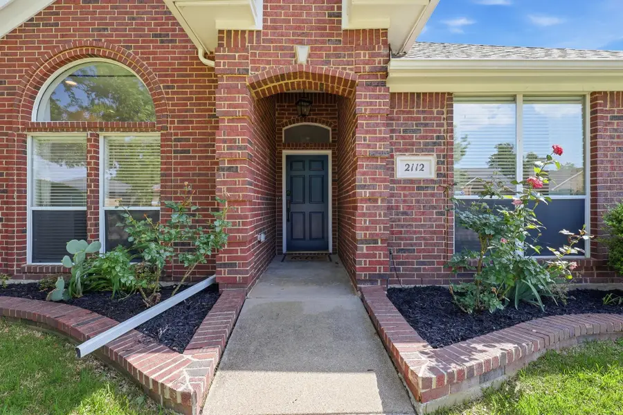 2112 Greenview Drive, Carrollton, TX 75010 - #2