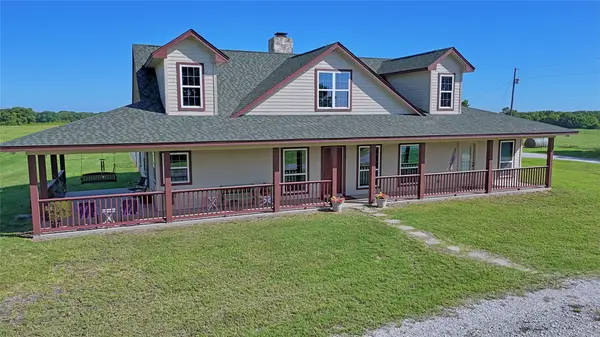 433 Fruitland Road, Bowie, TX 76230