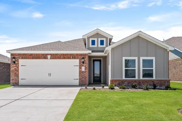 224 Live Oak Lane, Hutchins, TX 75141