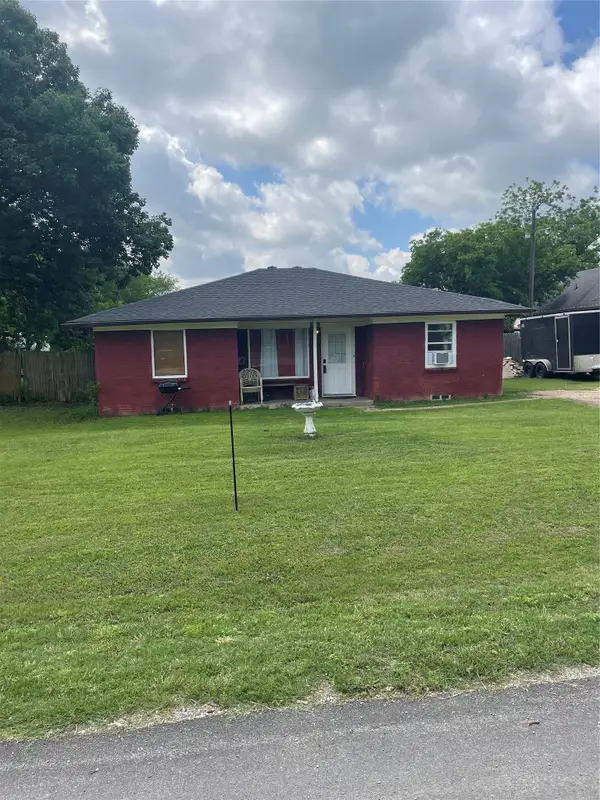 308 Woodhaven Boulevard, Duncanville, TX 75116