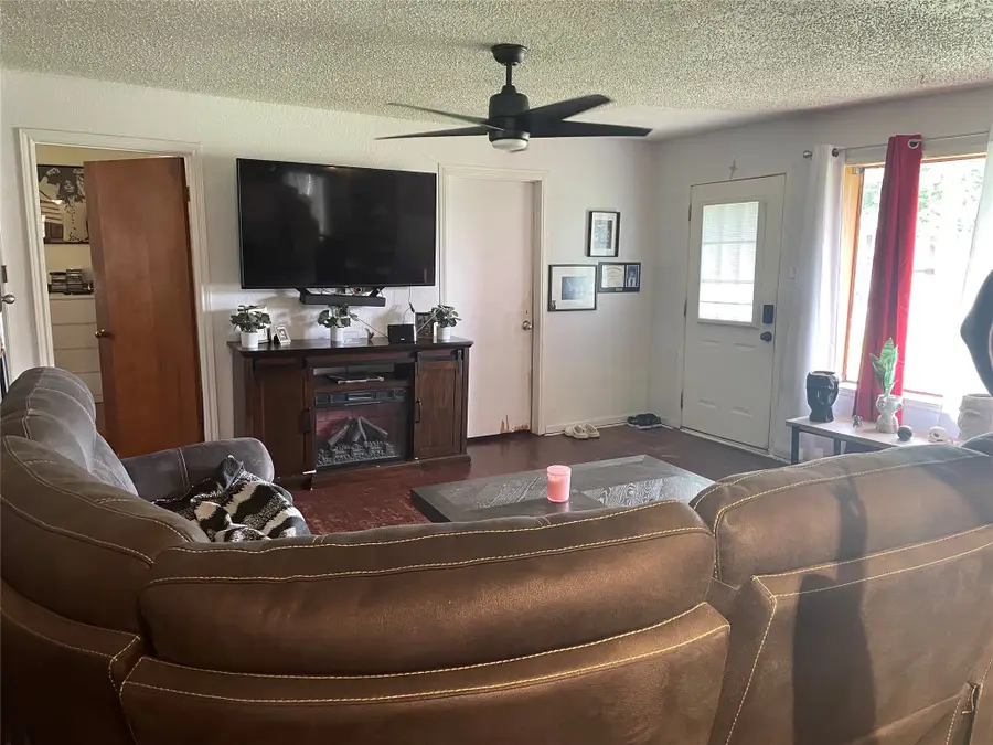 308 Woodhaven Boulevard, Duncanville, TX 75116 - #3