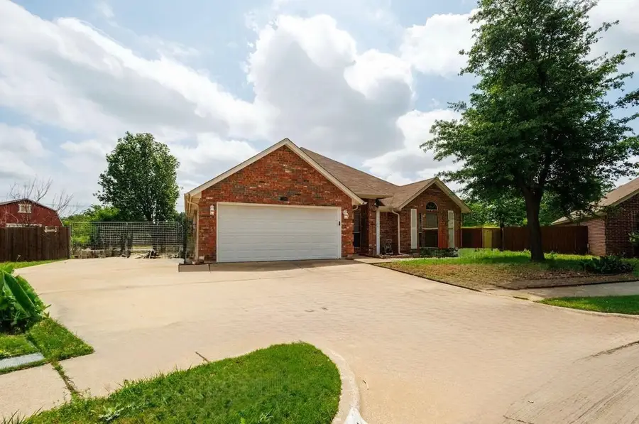 7708 Chandler Court, North Richland Hills, TX 76182 - #2