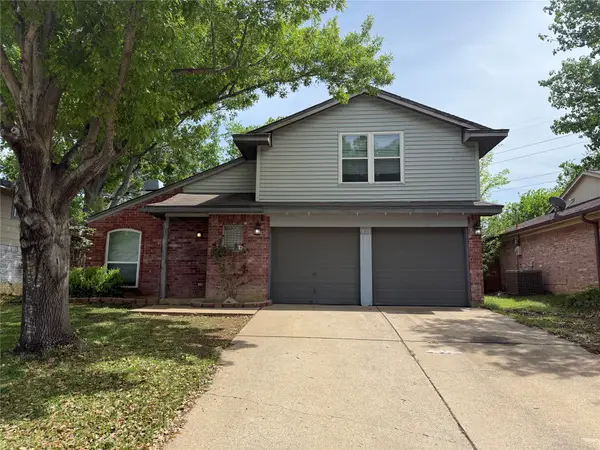 6011 Parkmeadow Drive, Arlington, TX 76018