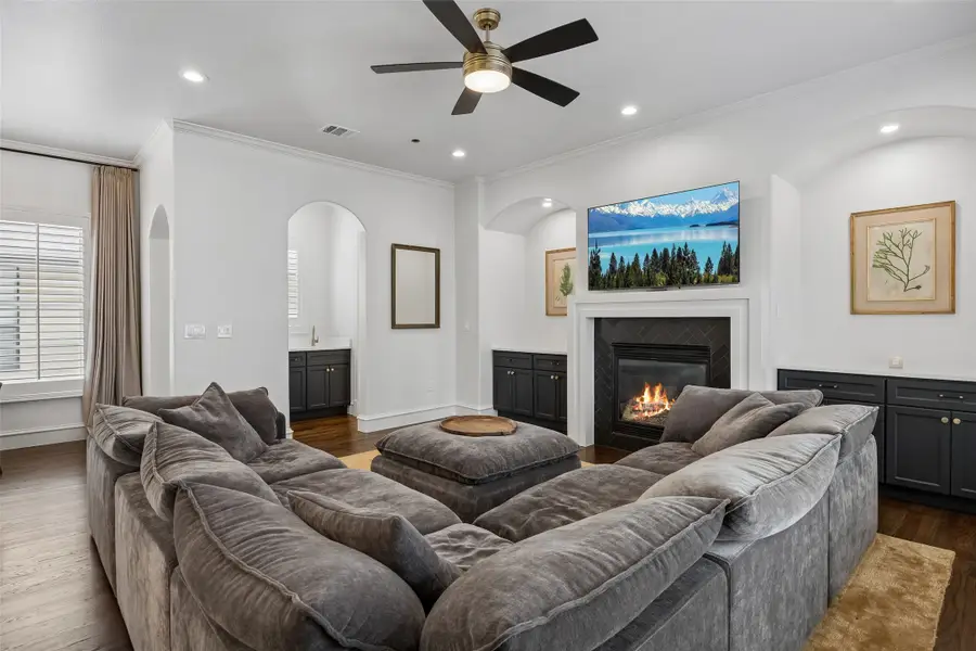 3827 Holland Avenue #C, Dallas, TX 75219 - #3