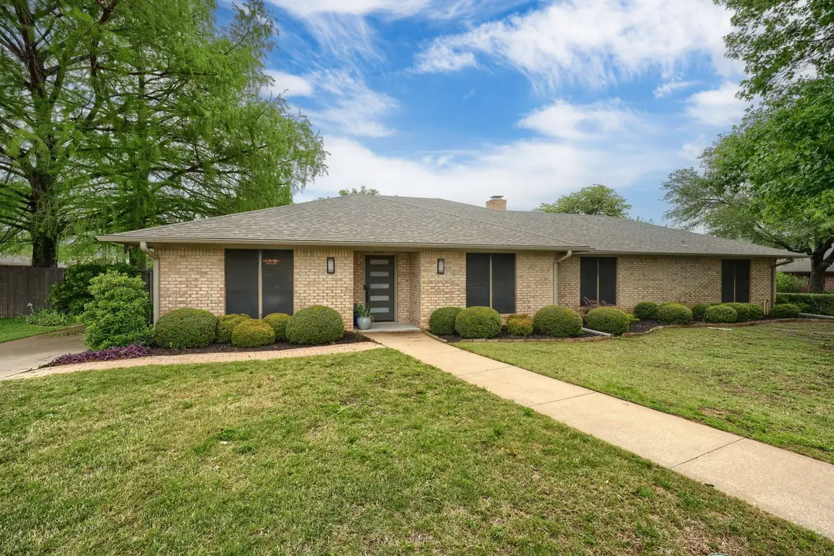 2205 W Hull Street, Denison, TX 75020 - #1