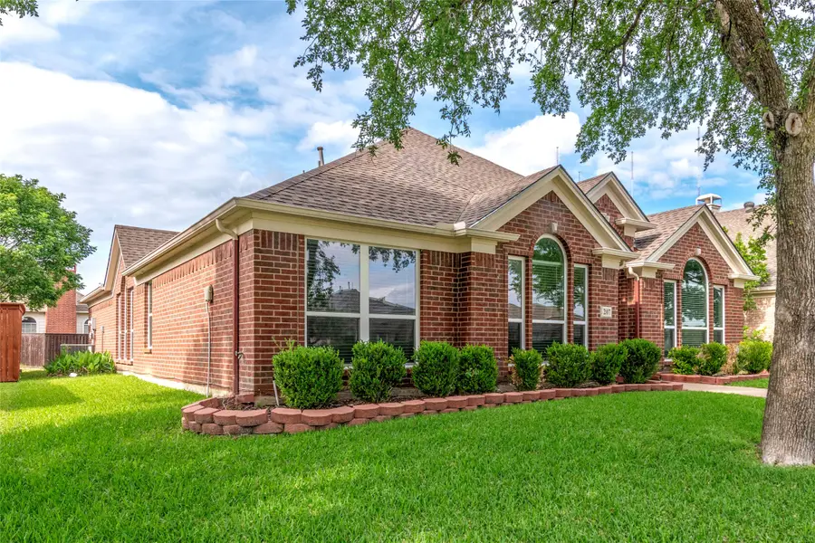 207 Meredith Court, Irving, TX 75063 - #3
