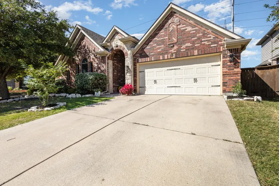 1003 Brighton Street, Roanoke, TX 76262 - #2