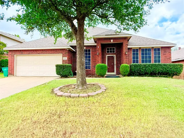 536 Pinnacle Drive, Cedar Hill, TX 75104