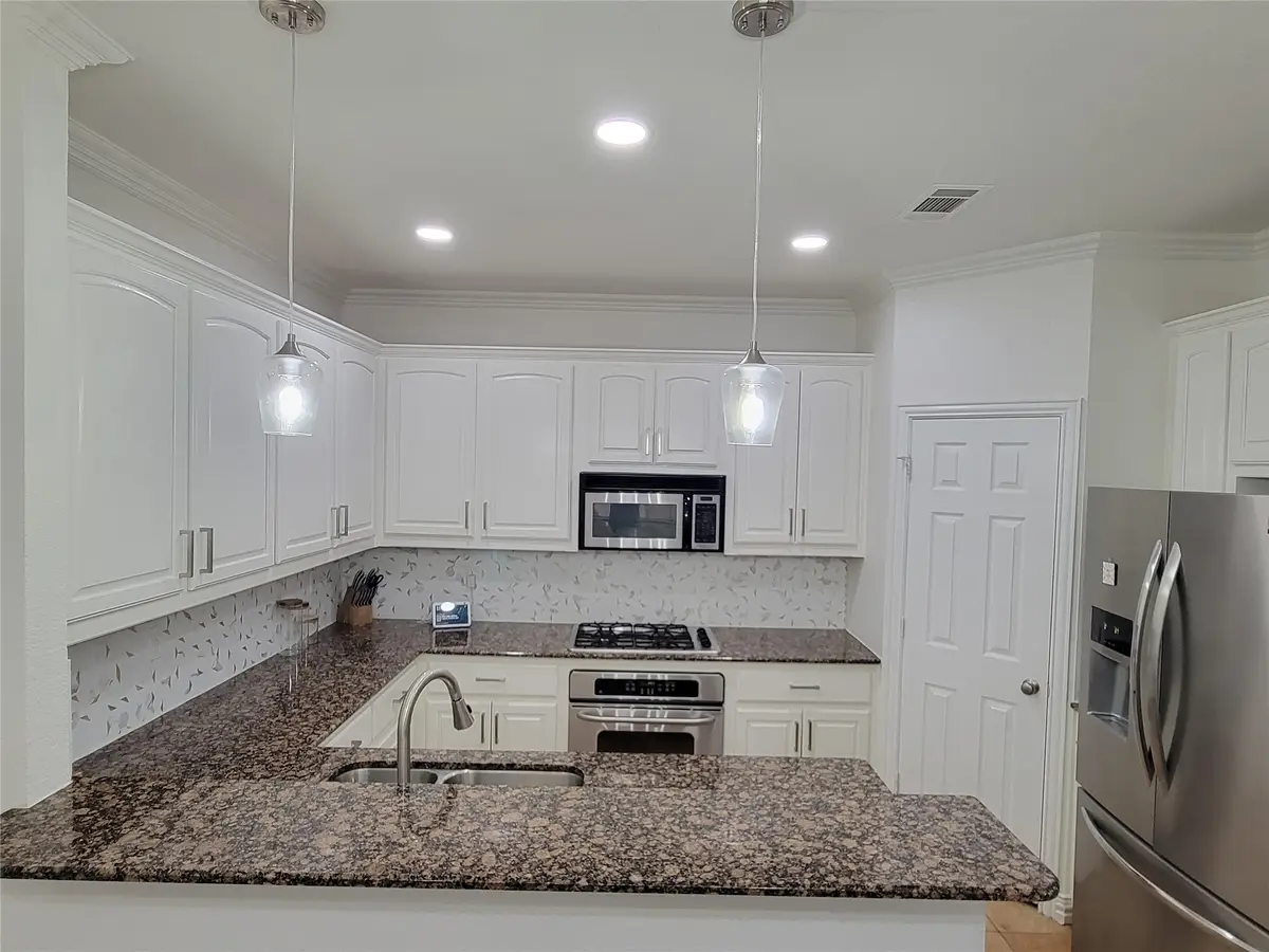 4263 Towne Lake Court, Irving, TX 75061 - #1