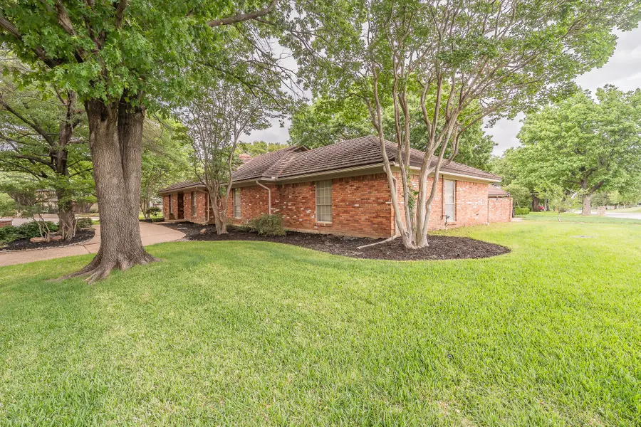 2609 Shadow Ridge Drive, Arlington, TX 76006 - #3