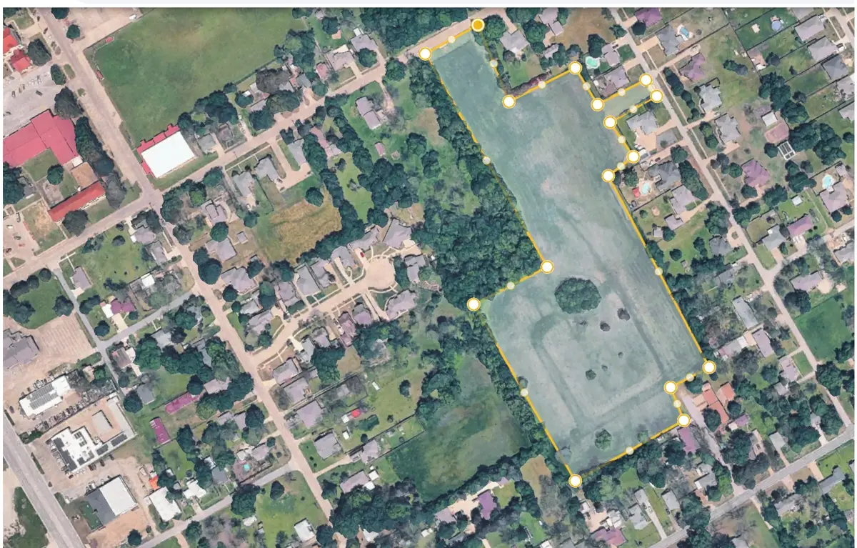 900 S Elm Street, Ennis, TX 75119 - #1