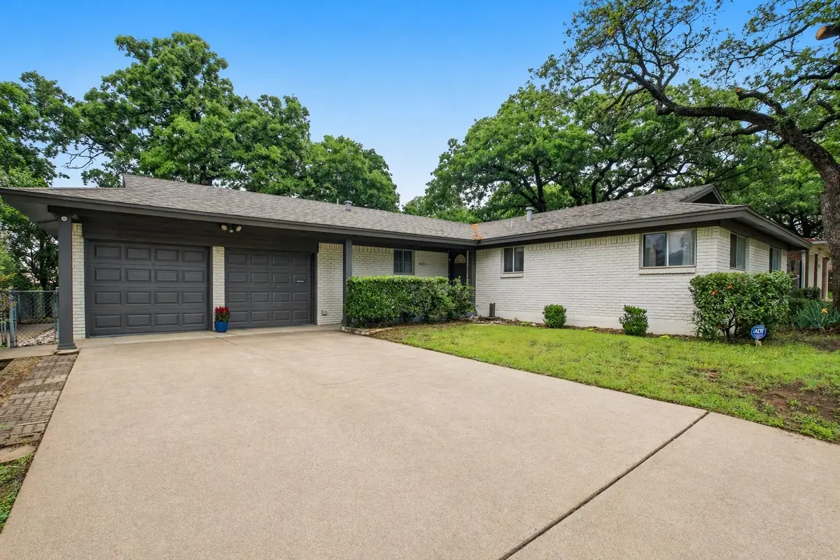 6425 Brentwood Drive, Fort Worth, TX 76112 - #1