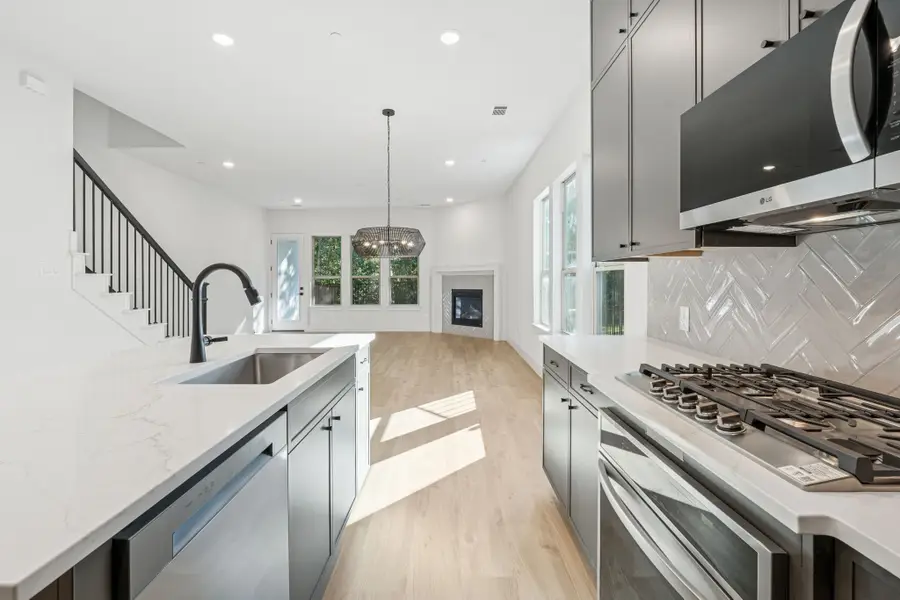 126 Bridgewater Way #37, Hickory Creek, TX 75065 - #2