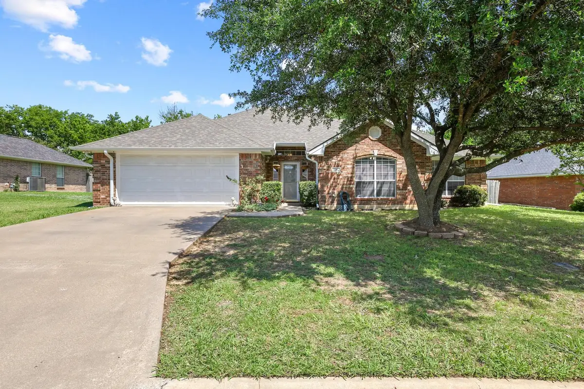 210 Bryant Street, Pottsboro, TX 75076 - #1