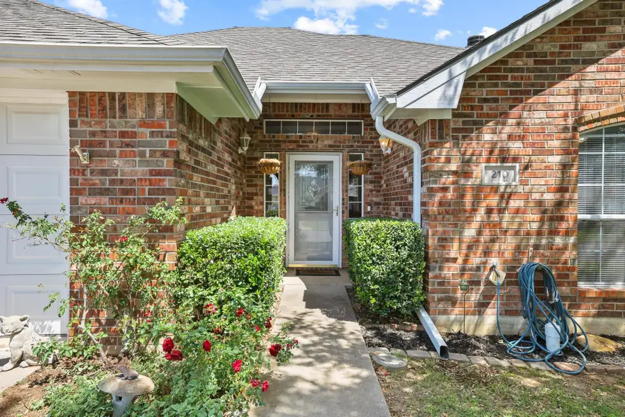 210 Bryant Street, Pottsboro, TX 75076 - #3