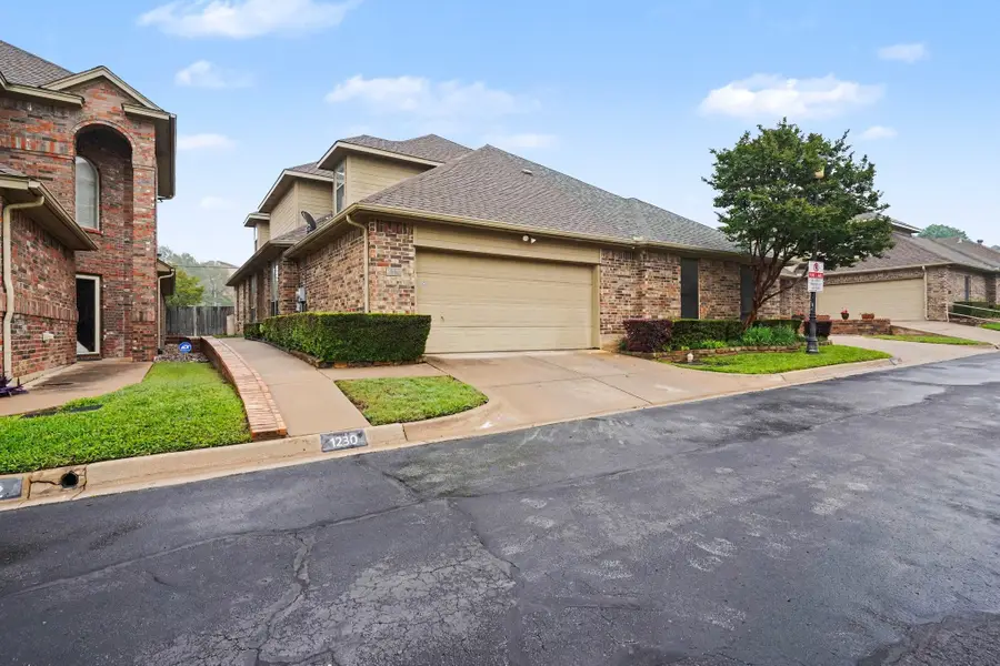 1230 Woodland Park Drive, Hurst, TX 76053 - #2