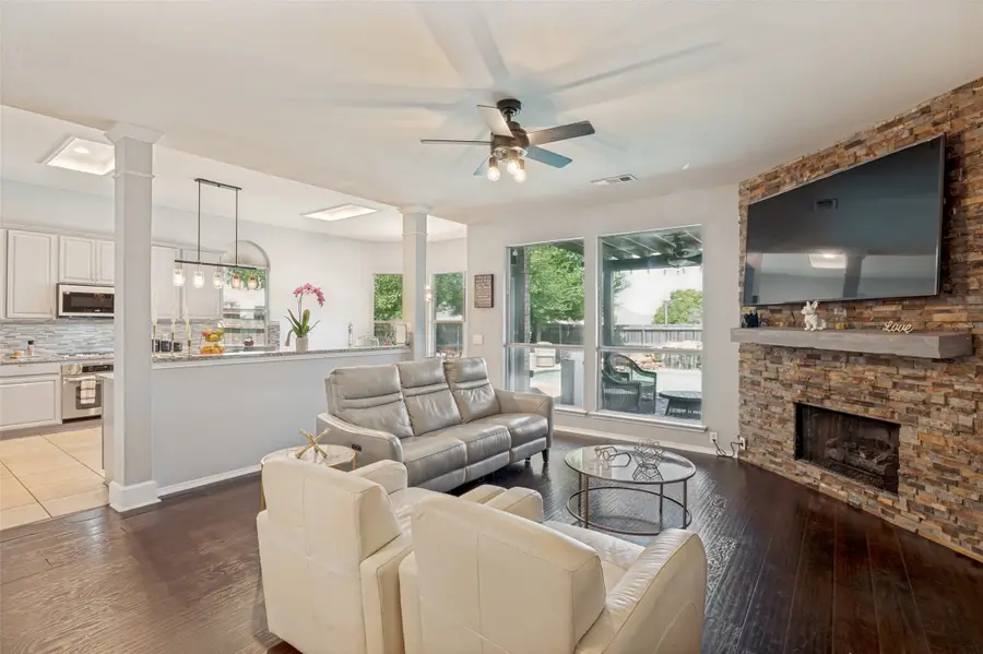 2456 Whispering Breeze Drive, Grand Prairie, TX 75050 - #3