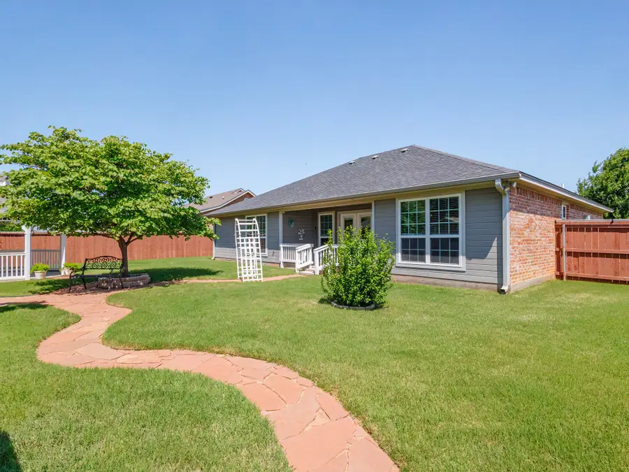 203 W Hall Court, Early, TX 76802 - #3