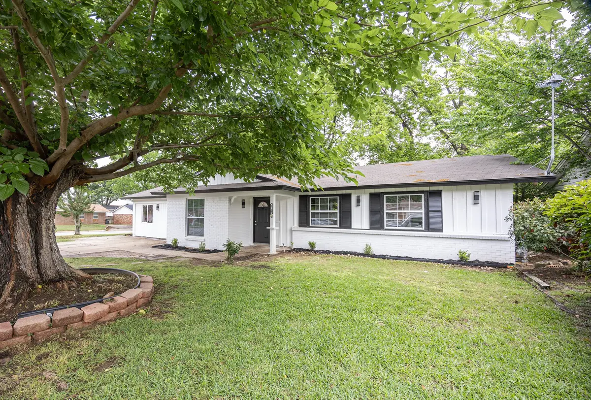 1208 Andrews Street, Arlington, TX 76011 - #1