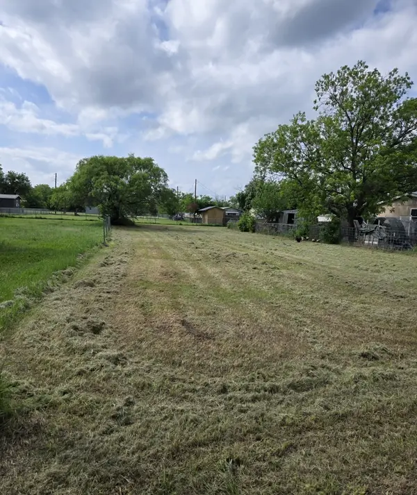 617 Walnut Street, Brownwood, TX 76801