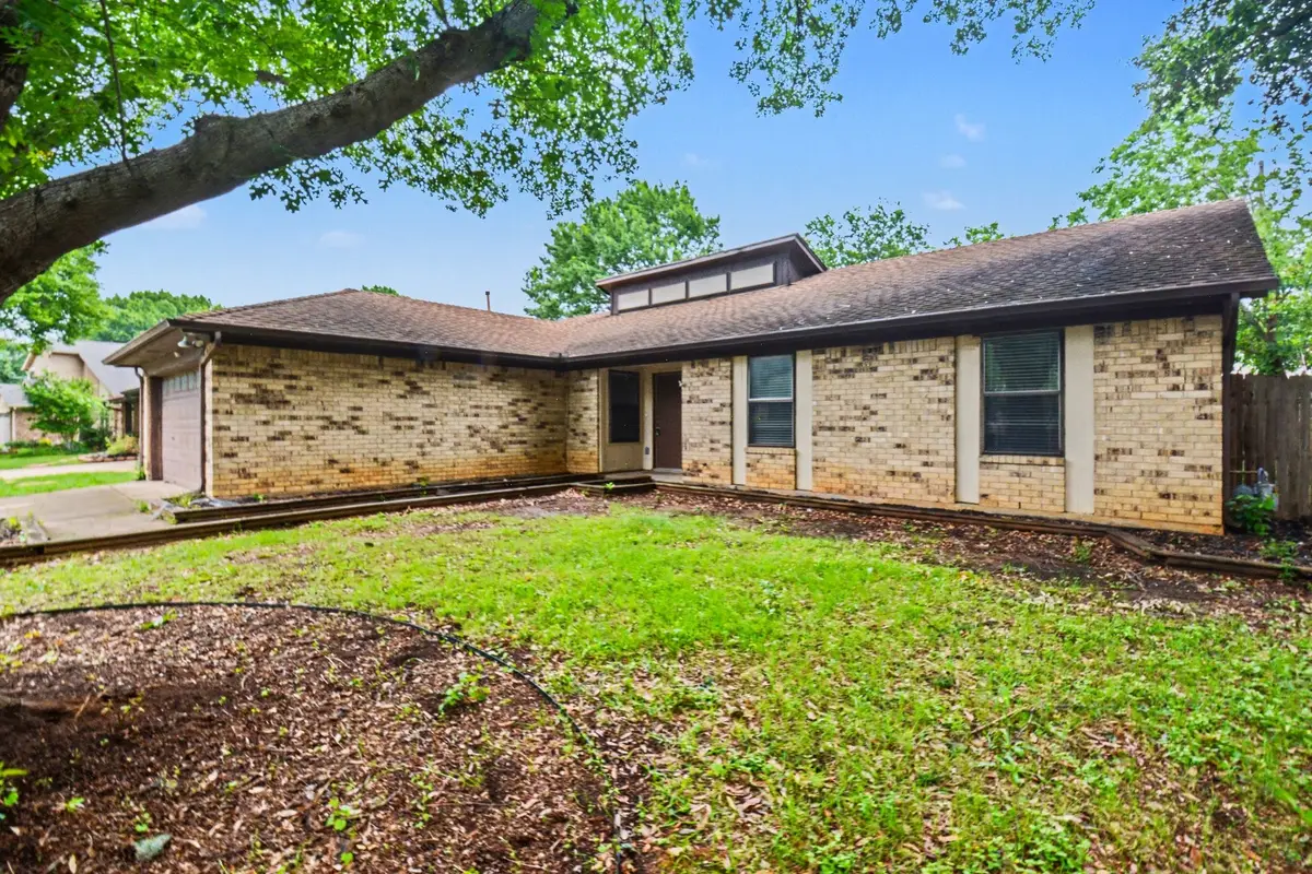 1562 Tiffany Forest Lane, Grapevine, TX 76051 - #1