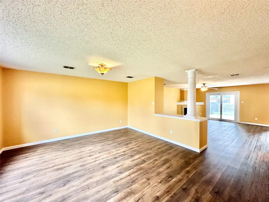 3165 Spyglass Drive, Grand Prairie, TX 75052 - #2