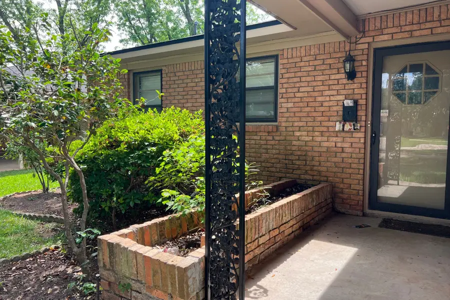 309 E Southfield Road, Shreveport, LA 71105 - #2