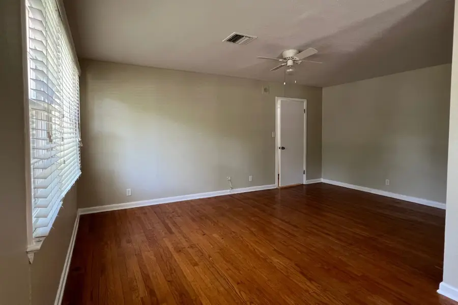 309 E Southfield Road, Shreveport, LA 71105 - #3