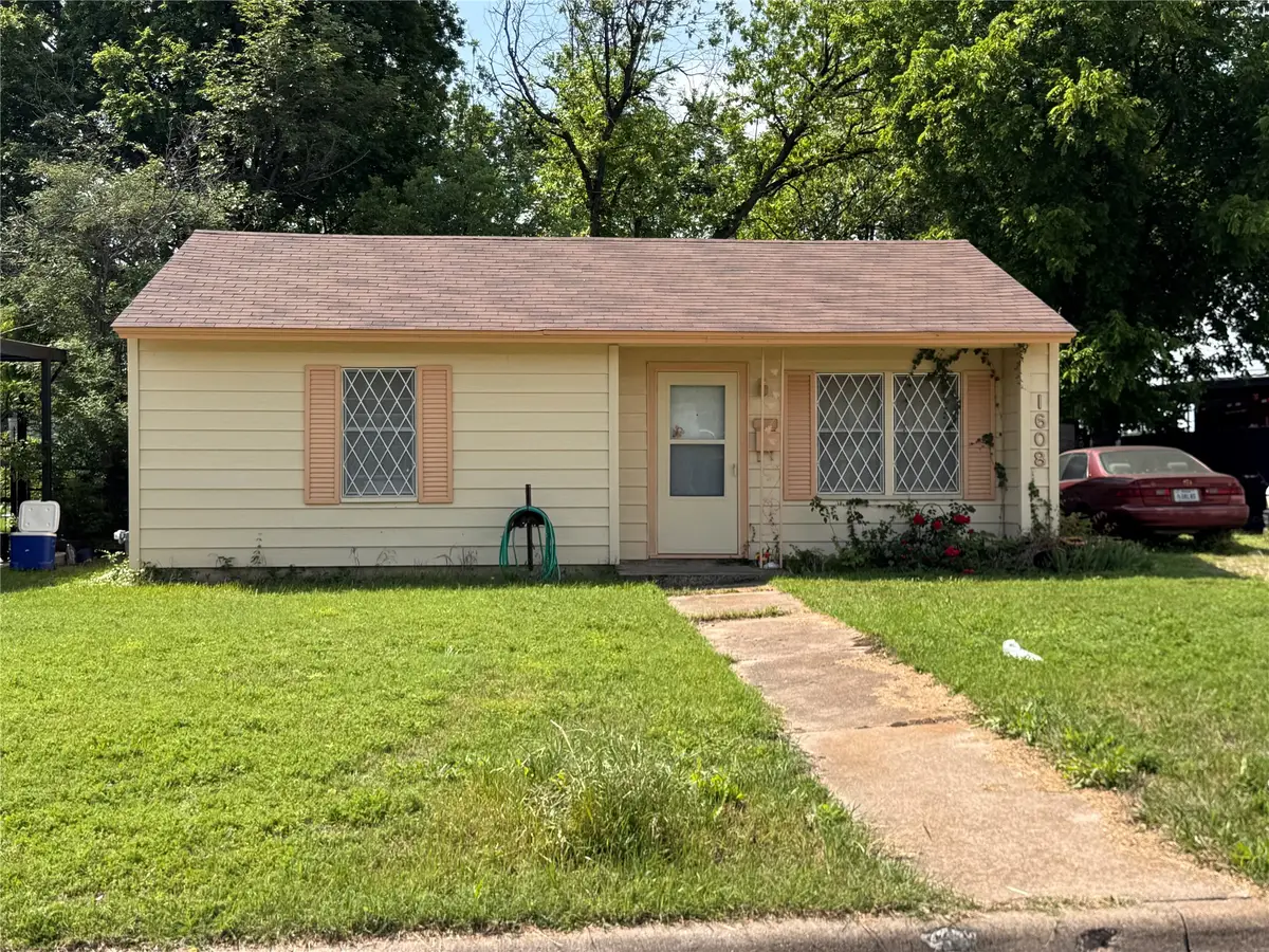 1608 Bell Avenue, Blue Mound, TX 76131 - #1