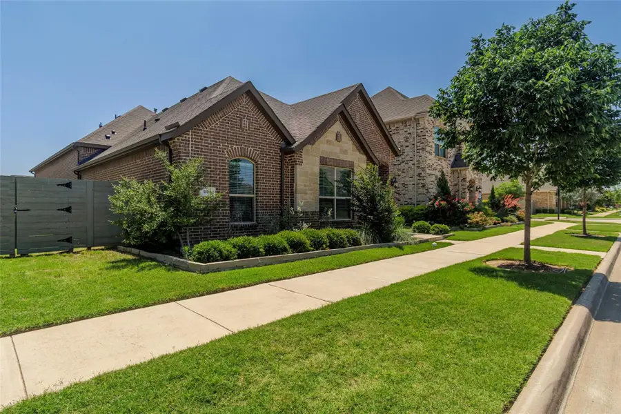 904 Parkside Drive, Argyle, TX 76226 - #2