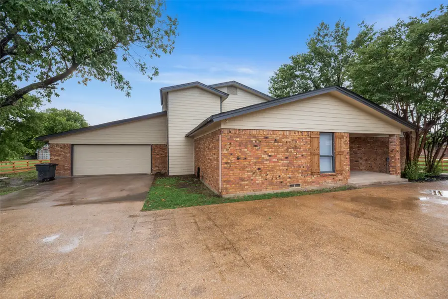 2720 E Seeton Road, Grand Prairie, TX 75054 - #2