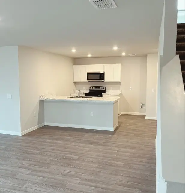 832 Bluffview Drive, Cleburne, TX 76031 - #2