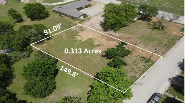 1617 Belcher Avenue, Gainesville, TX 76240