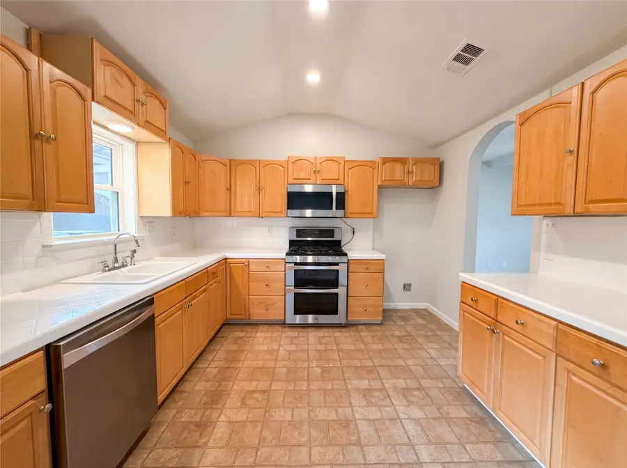 801 Cannon Drive, Euless, TX 76040 - #2