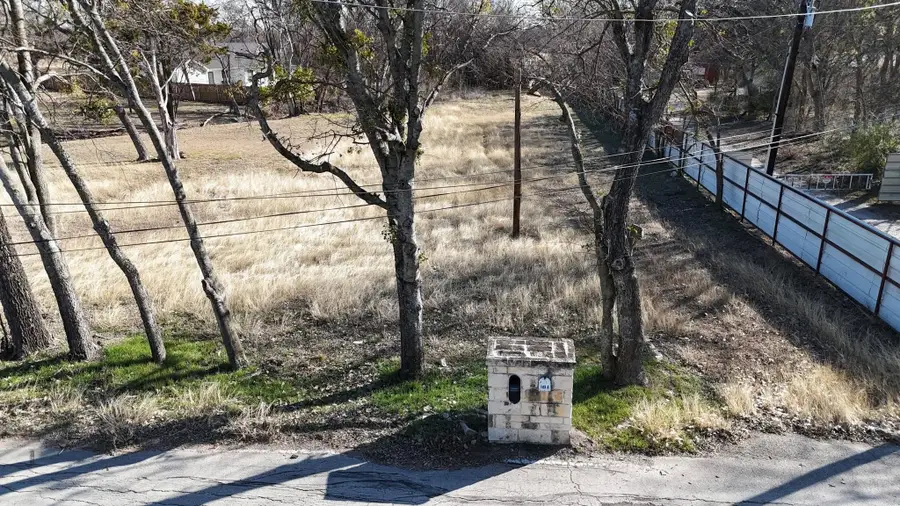 105 Huling Drive, Azle, TX 76020 - #2