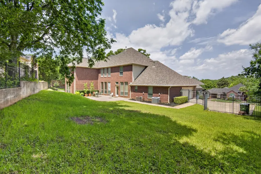 2416 Park Run Drive, Arlington, TX 76016 - #2
