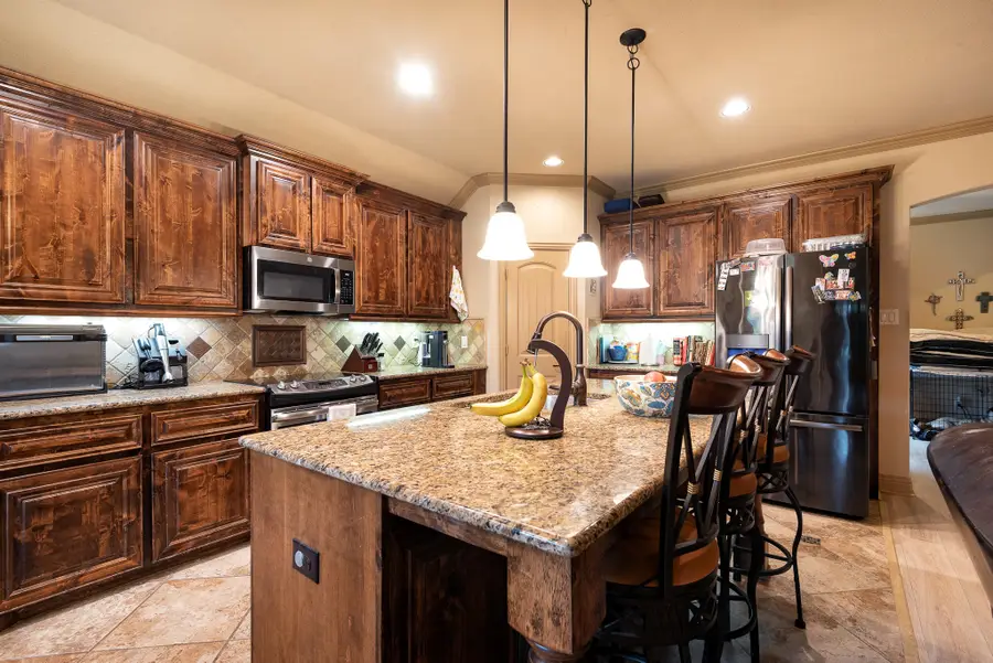 107 Manor Lane, Waxahachie, TX 75165 - #3