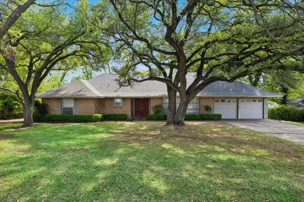 3713 Kimberly Lane, Fort Worth, TX 76133