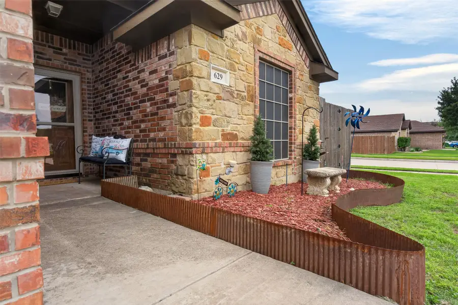 629 E Sheila Circle, Joshua, TX 76058 - #3