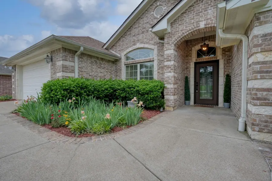 205 Heritage Court, Lindale, TX 75771 - #2