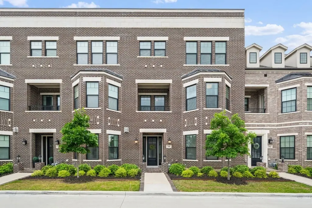 208 Morningside Drive, Roanoke, TX 76262 - #1