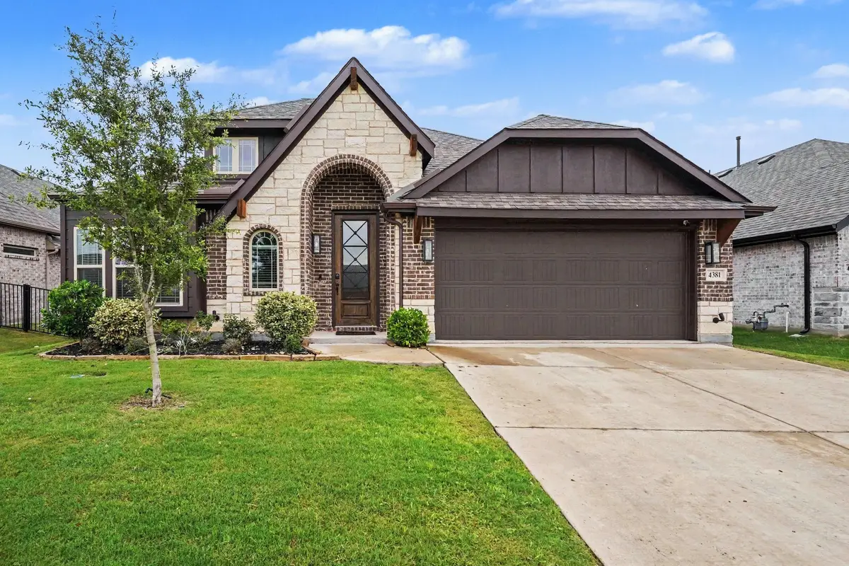 4381 Sun Meadow Drive, Joshua, TX 76058 - #1