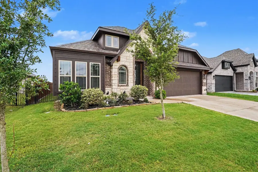4381 Sun Meadow Drive, Joshua, TX 76058 - #2