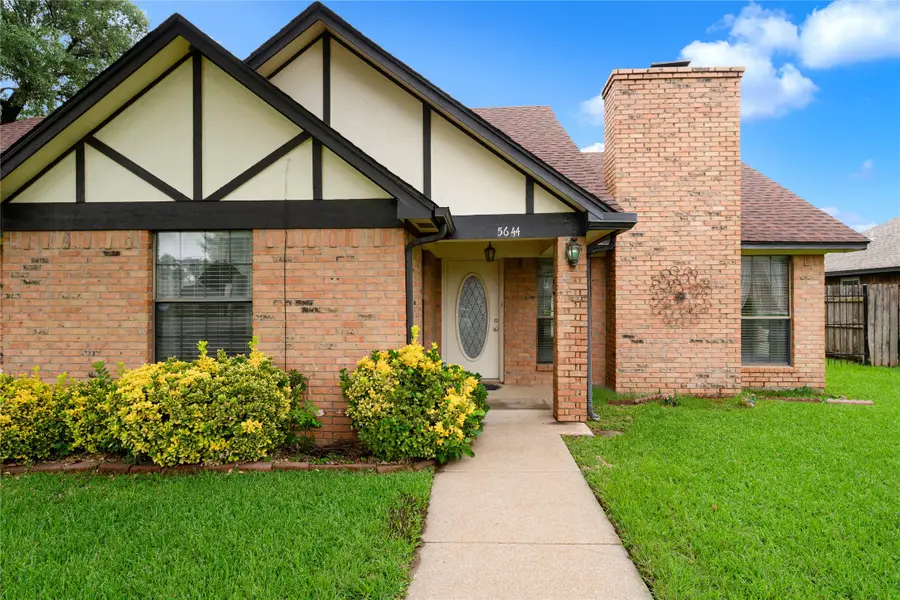 5644 Guadalajara Drive, North Richland Hills, TX 76180 - #3