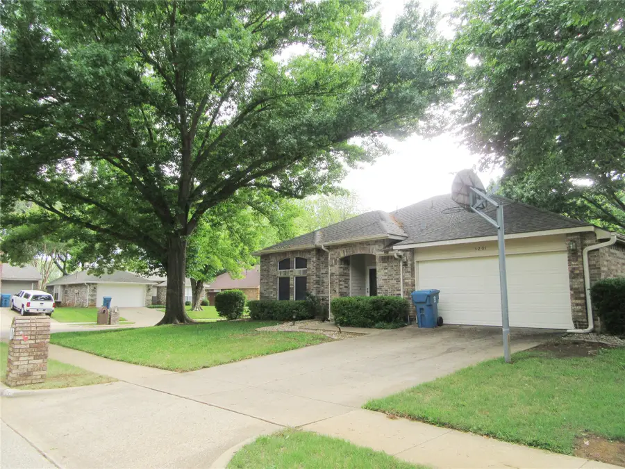 5201 Meadow Chase Lane, Flower Mound, TX 75028 - #3