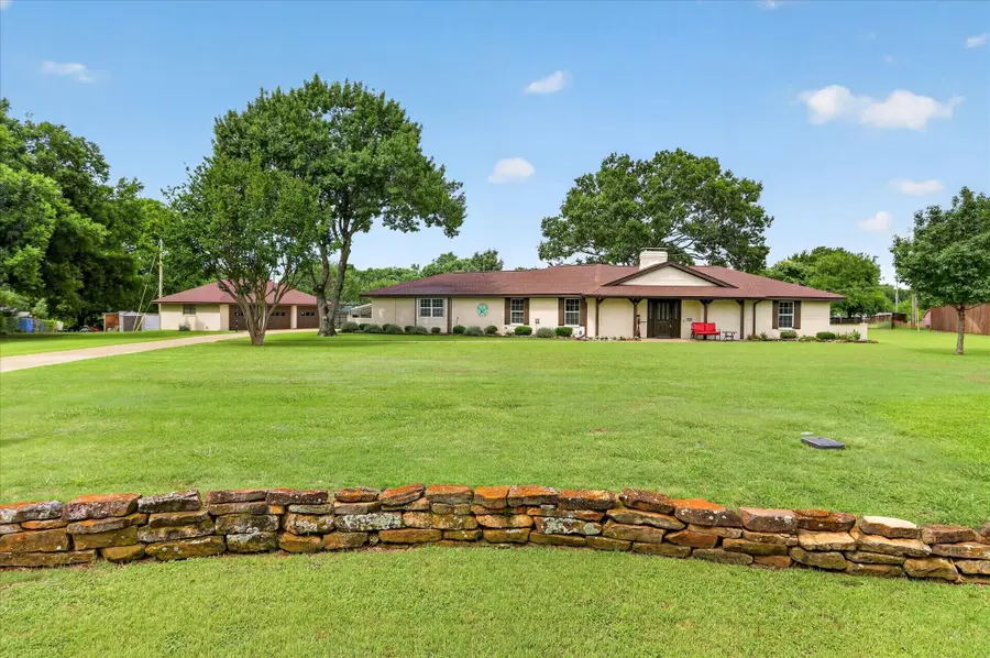 105 Elm Drive, Oak Leaf, TX 75154 - #2