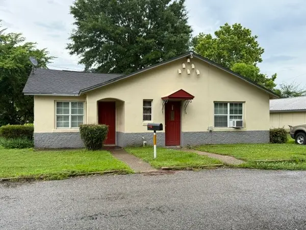 302 E 11th Street, Mt Pleasant, TX 75455