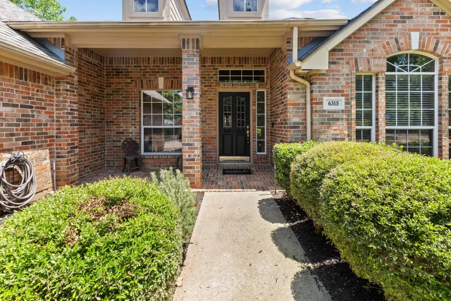 6315 Fannin Drive, Arlington, TX 76001 - #3